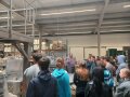 Die Azubis erleben Praxis bei der Betriebsbesichtigung des Bio-Gemüsebaus Hofmann.