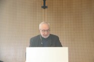 Andreas Maier begrüßt die Teilnehmer